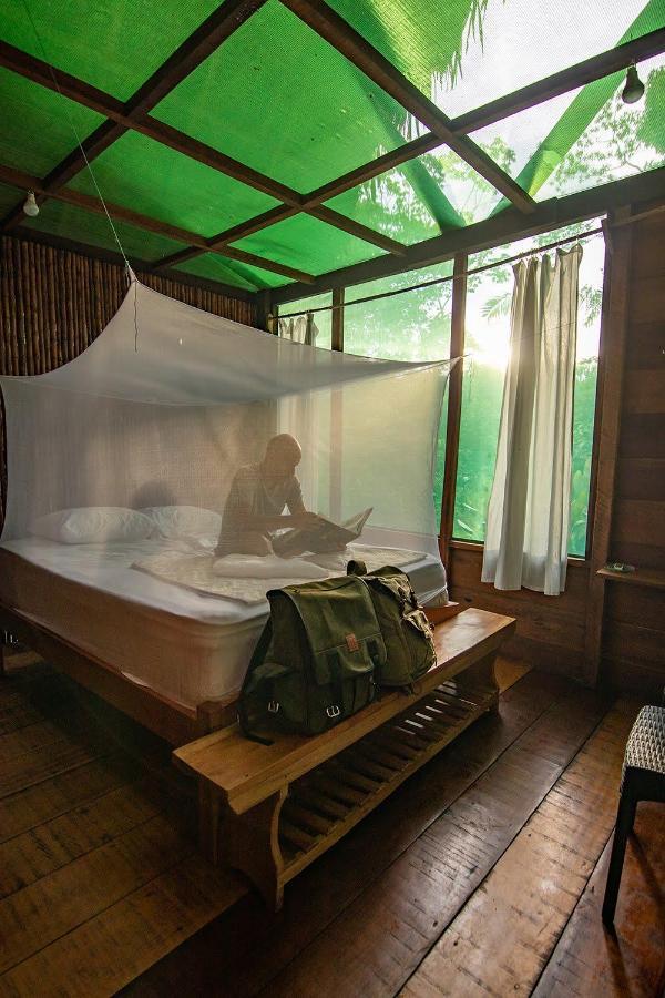 Aemak Iquitos Ecolodge Santa Clara 外观 照片