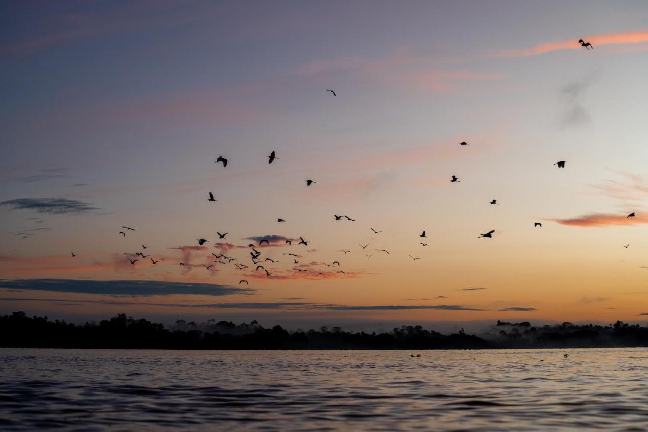 Aemak Iquitos Ecolodge Santa Clara 外观 照片